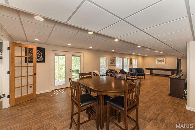 733 Castle Ridge Drive, Ballwin, MO 63021