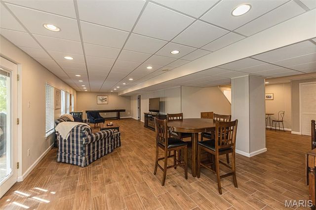 733 Castle Ridge Drive, Ballwin, MO 63021