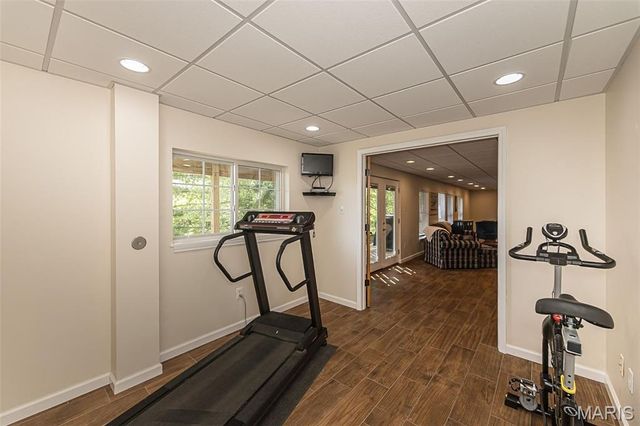 733 Castle Ridge Drive, Ballwin, MO 63021
