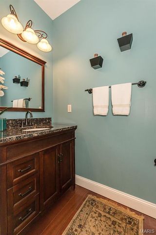 733 Castle Ridge Drive, Ballwin, MO 63021