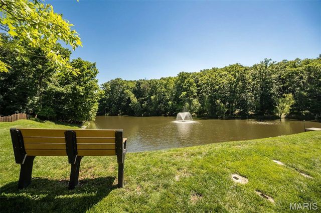 733 Castle Ridge Drive, Ballwin, MO 63021