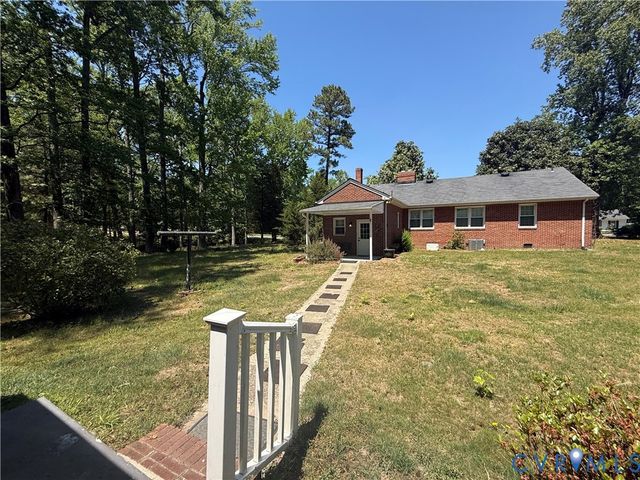 3504 Jackson Farm Rd, Hopewell, VA 23860