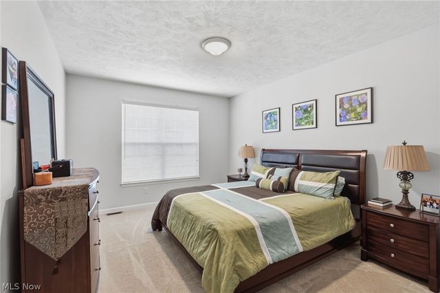 3725 East Boulevard, Aurora, OH 44202