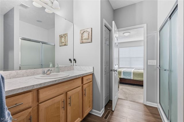 3725 East Boulevard, Aurora, OH 44202