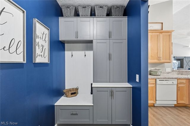 3725 East Boulevard, Aurora, OH 44202