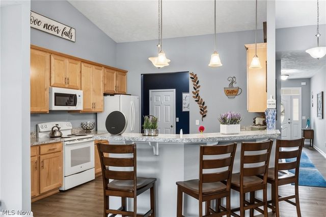 3725 East Boulevard, Aurora, OH 44202