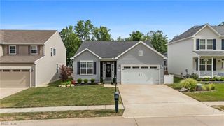 3725 East Boulevard, Aurora, OH 44202