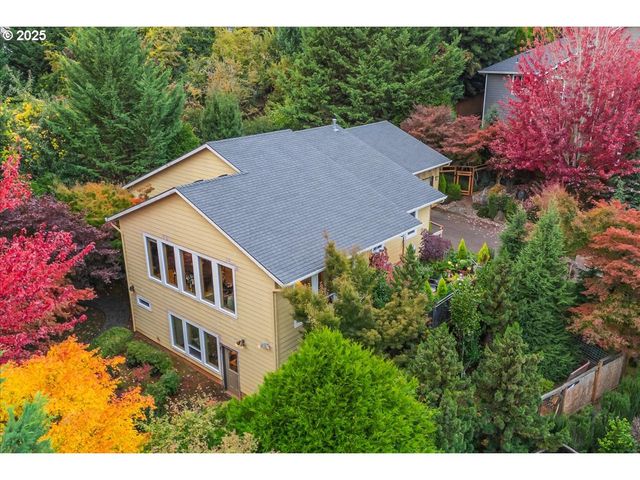 1039 Sw UPLAND Dr, Dundee, OR 97115