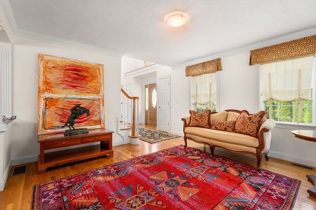 6A Wampanoag Dr., Acton, MA 01720