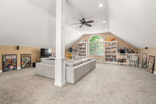 6A Wampanoag Dr., Acton, MA 01720