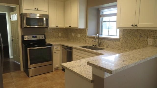 803 Briarmeadow Avenue, Friendswood, TX 77546