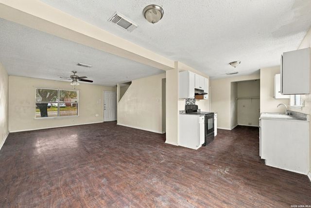 3671 Cameron Springs, San Antonio, TX 78244