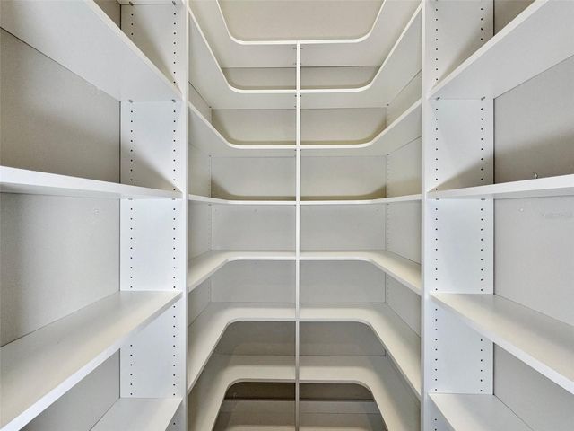 158 21ST AVENUE N, St Petersburg, FL 33704