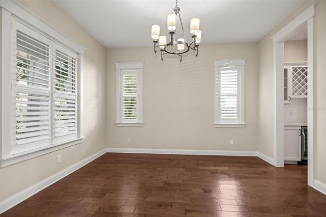 158 21ST AVENUE N, St Petersburg, FL 33704