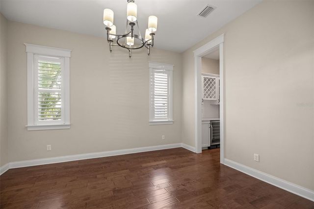 158 21ST AVENUE N, St Petersburg, FL 33704