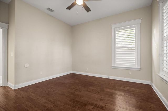 158 21ST AVENUE N, St Petersburg, FL 33704