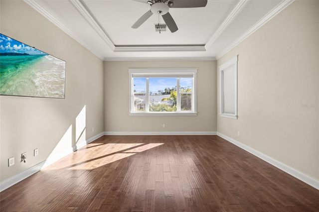 158 21ST AVENUE N, St Petersburg, FL 33704