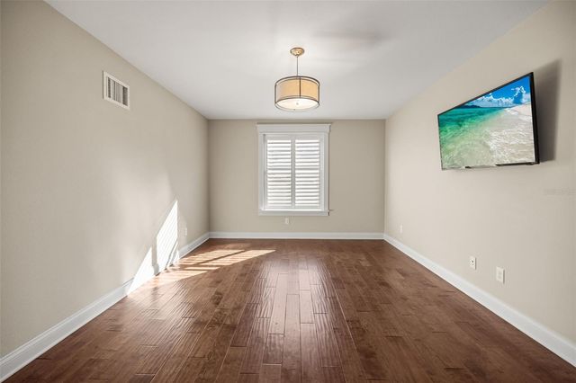 158 21ST AVENUE N, St Petersburg, FL 33704