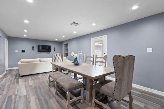 5651 Ludington Drive, Houston, TX 77035