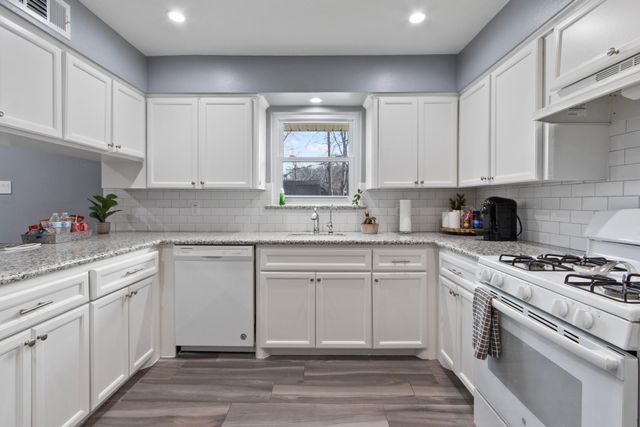 5651 Ludington Drive, Houston, TX 77035