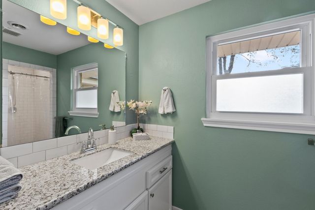 5651 Ludington Drive, Houston, TX 77035