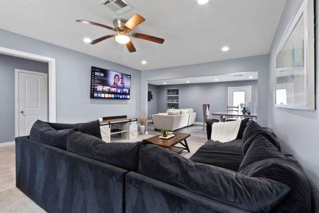 5651 Ludington Drive, Houston, TX 77035