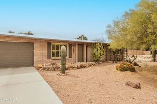 10181 N Hacienda Hermosa Drive, Tucson, AZ 85737
