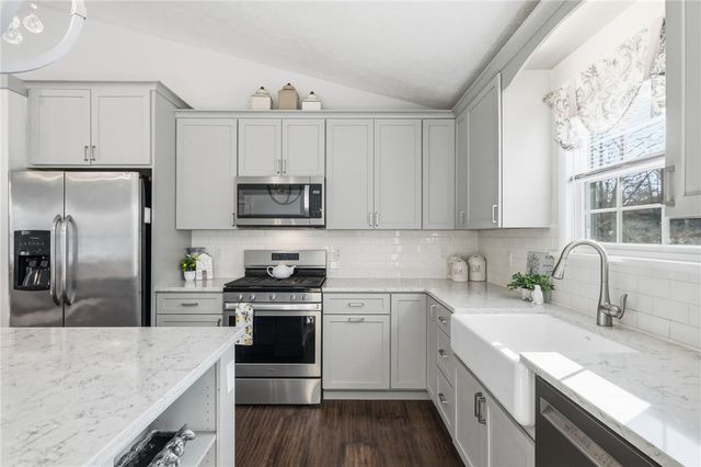 3561 Cedar Ridge Rd, West Deer, PA 15101