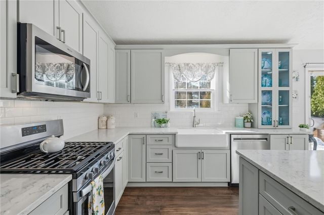 3561 Cedar Ridge Rd, West Deer, PA 15101