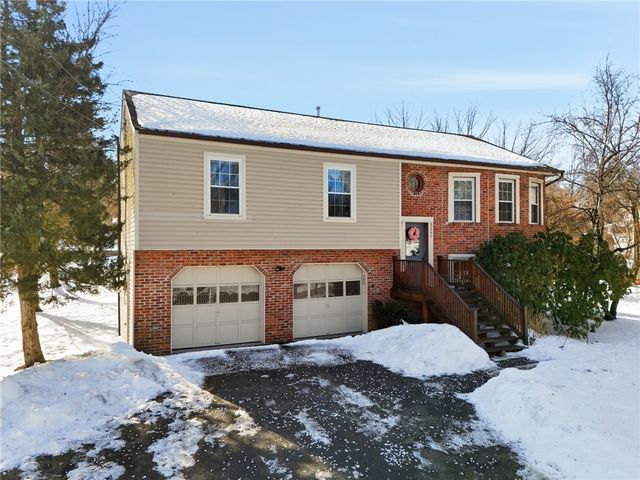 3561 Cedar Ridge Rd, West Deer, PA 15101