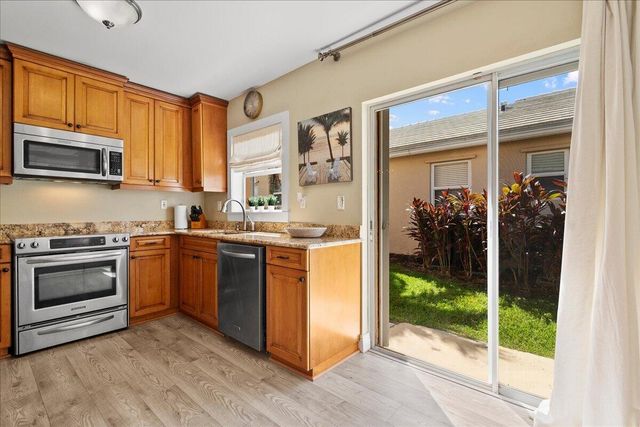2590 NEATON Court, Wellington, FL 33414