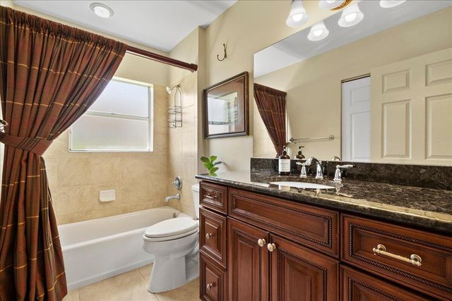 2590 NEATON Court, Wellington, FL 33414