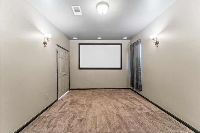 406 Oak Stream Drive, Conroe, TX 77304