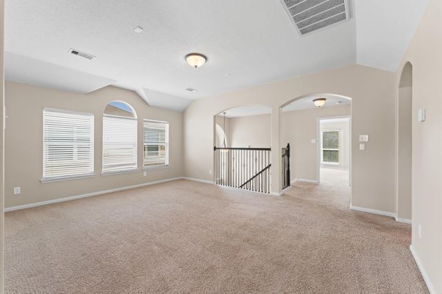 406 Oak Stream Drive, Conroe, TX 77304