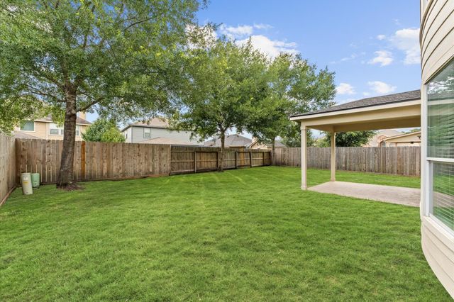 406 Oak Stream Drive, Conroe, TX 77304
