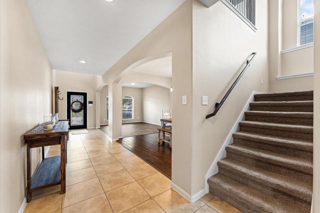 406 Oak Stream Drive, Conroe, TX 77304