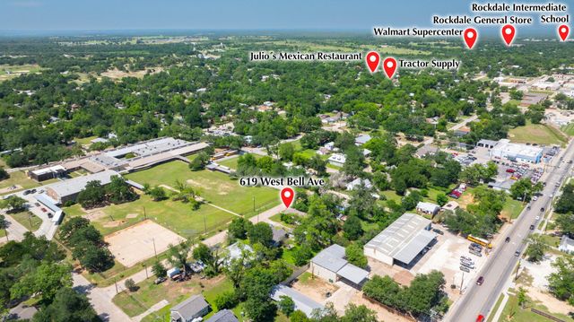 619 W Bell Ave, Rockdale, TX 76567
