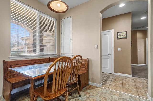 128 Gold Dust Dr, Valley Springs, CA 95252