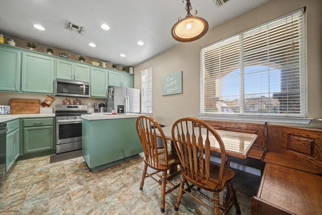 128 Gold Dust Dr, Valley Springs, CA 95252