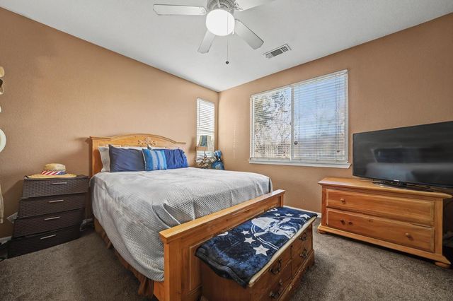 128 Gold Dust Dr, Valley Springs, CA 95252