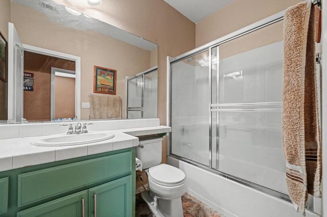 128 Gold Dust Dr, Valley Springs, CA 95252