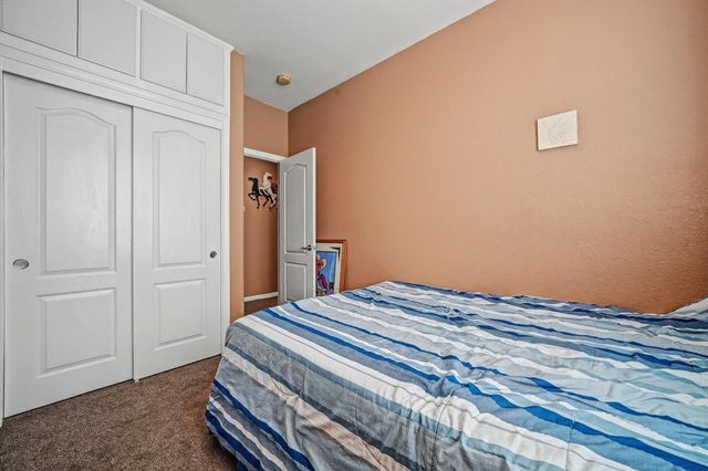 128 Gold Dust Dr, Valley Springs, CA 95252