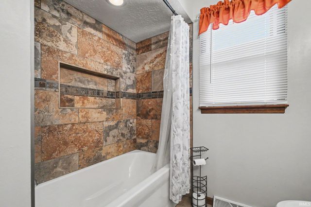 56235 Hollingshead Drive, Mishawaka, IN 46545