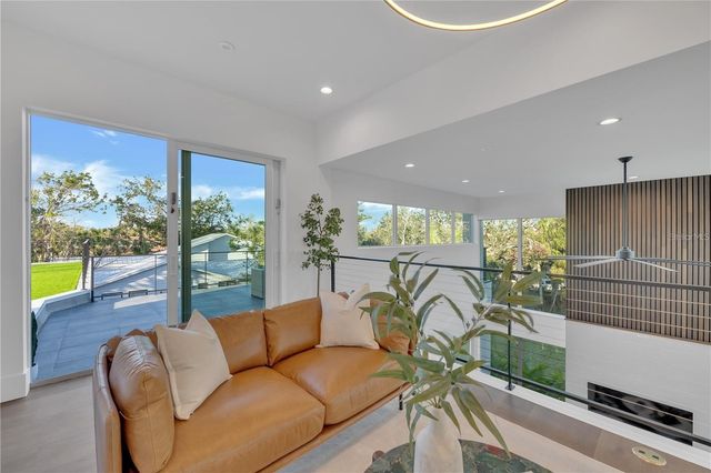 603 TREMONT STREET, Sarasota, FL 34242