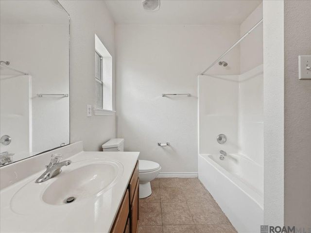 26423 Avoyelles Ave, Denham Springs, LA 70726