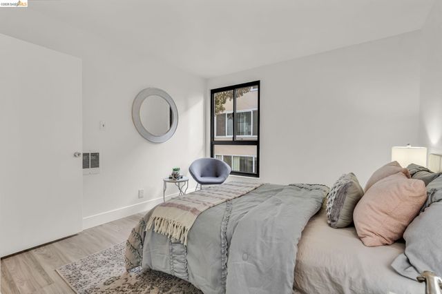 2632 Warring St 3, Berkeley, CA 94704