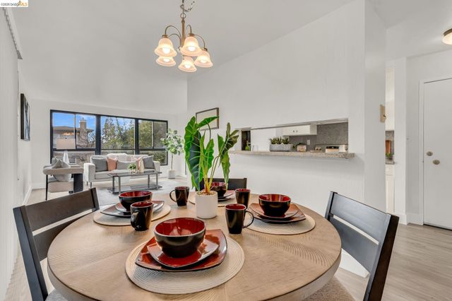 2632 Warring St 3, Berkeley, CA 94704