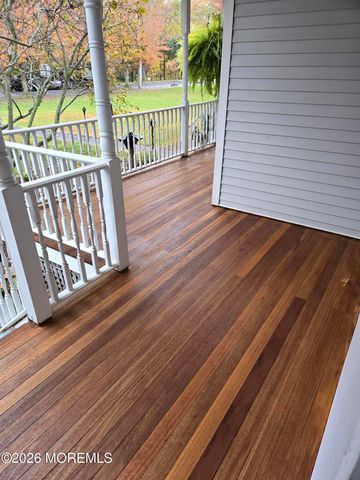 1074 Prospect Avenue, Manahawkin, NJ 08050