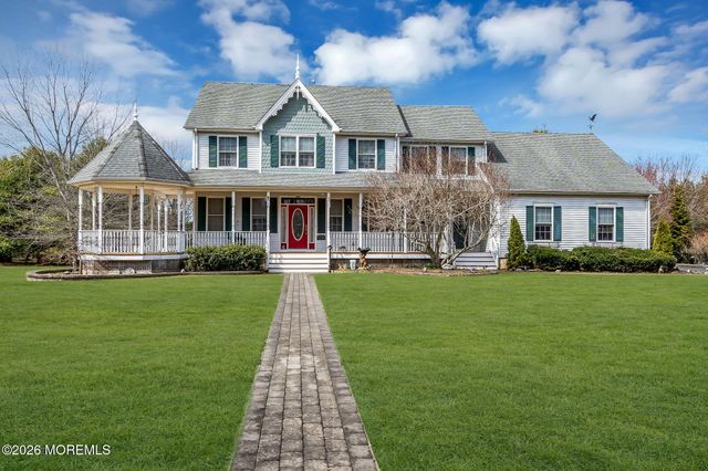 1074 Prospect Avenue, Manahawkin, NJ 08050