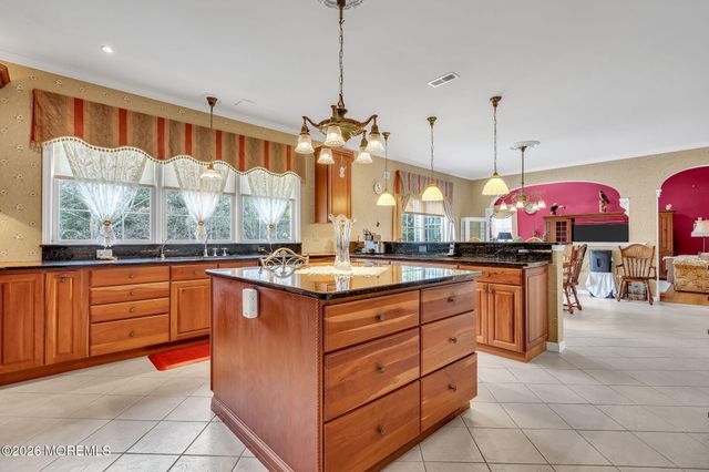 1074 Prospect Avenue, Manahawkin, NJ 08050